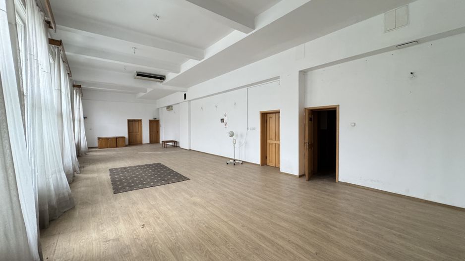 Spatiu la parter in zona Centrala fostul hotel Timisul - Poză 6