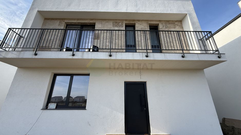 Vila individuala 5 camere Tunari - Poză 2