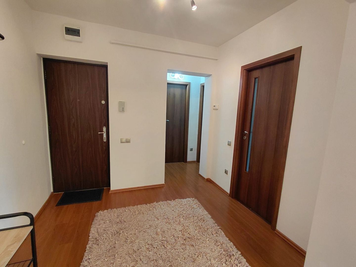 Apartament modern de inchiriat 2 camere etajul 1 Valea Aurie - Poză 3
