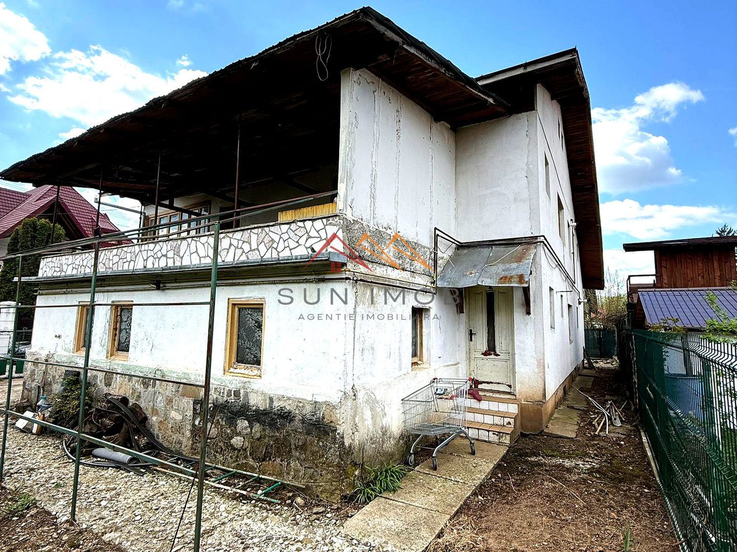 Casă P+1E cu teren generos de 697 mp, zona foarte buna Campina, PH - Poză 5