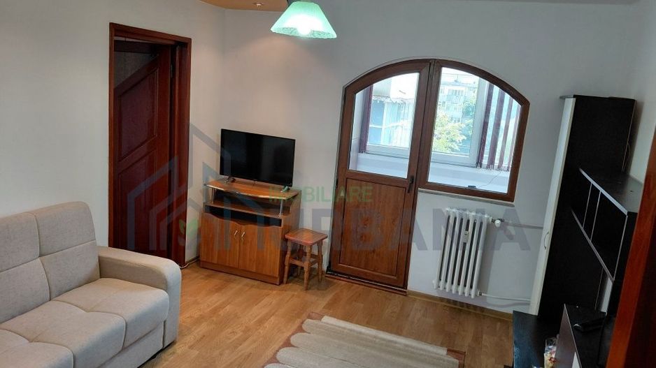 Apartament 2 camere semidecomandat, mobilat, zona Tătărași - Poză 2