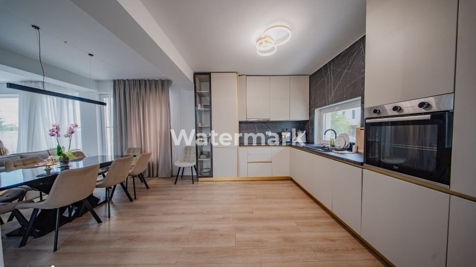 Casă cu 4 camere de închiriat, grădină 200 mp - Poză 17