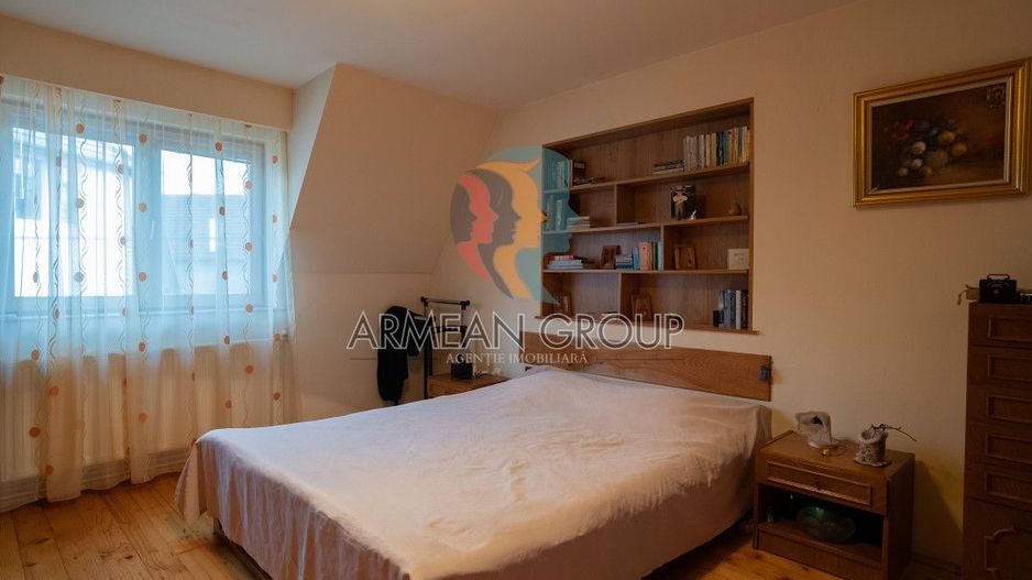 Casă în Centrul vechi Mediaș - Poză 14