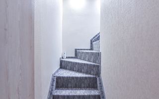 Casa zona centrala, curte individuala - Poză 6