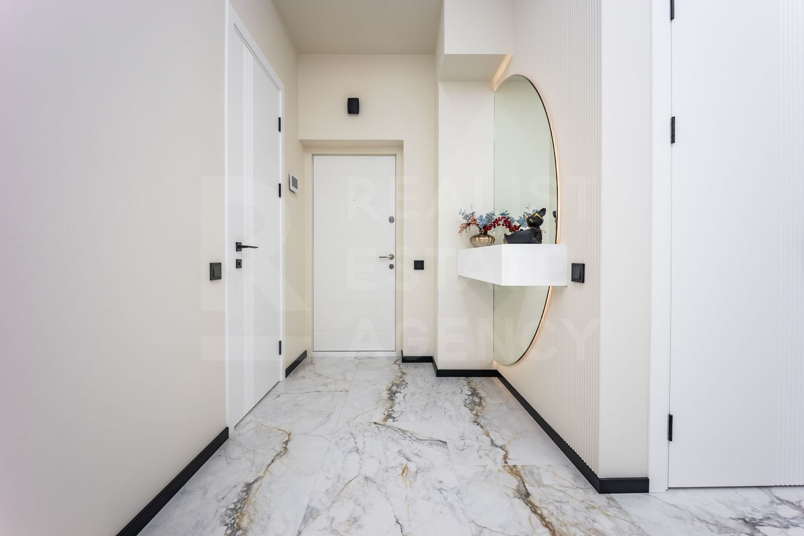 Vânzare apartament, 2 camere 66 mp, Complex Oasis, Rîșcani - Poză 12