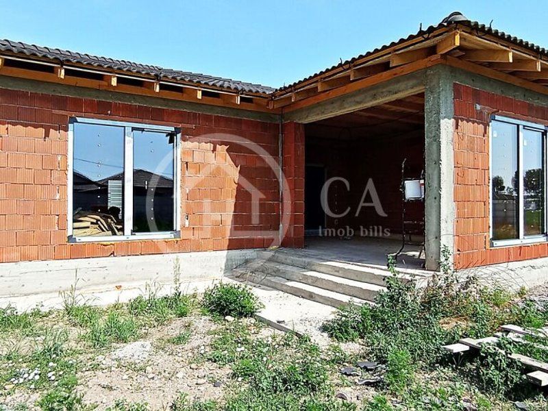 Casa de vanzare cu 4 camere in zona Santandrei, Oradea - Poză 3