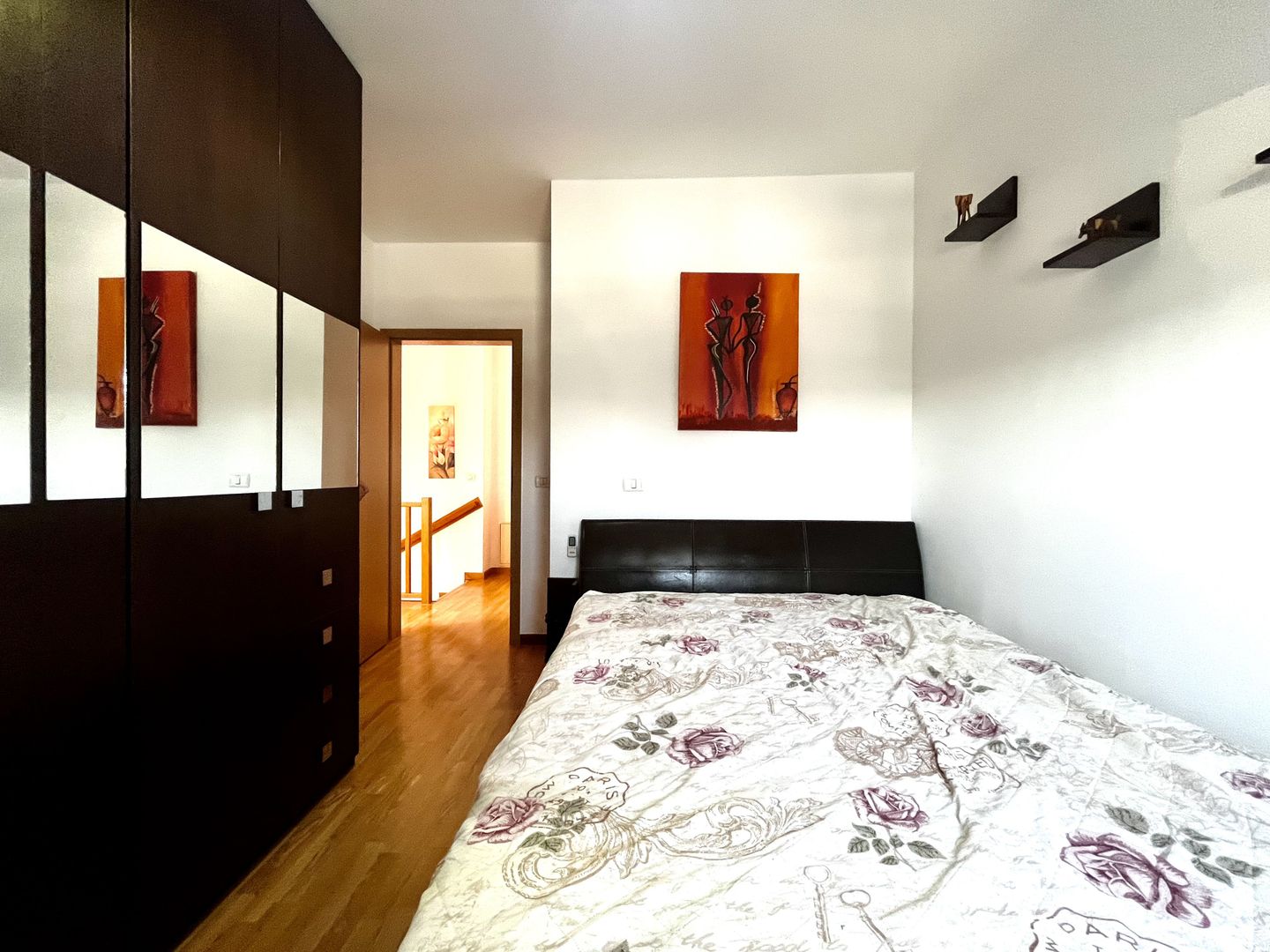 Apartament 3 camere, elegant, pe 2 niveluri,  cu garaj,  zona Aradului - Poză 9