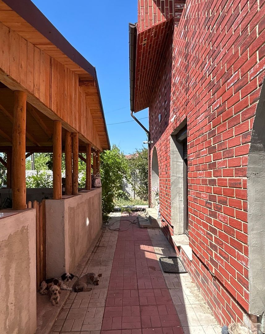 Vanzare vila rustica - 250 mp - Frumusani - Poză 9