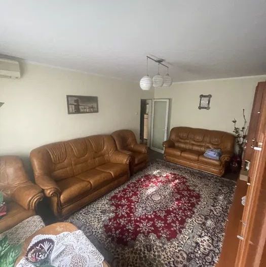 Apartament 2 camere, Piata centrala - Poză 1