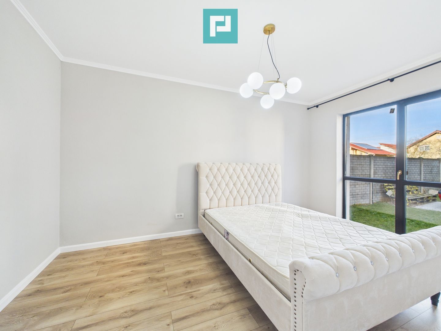 Apartament de lux cu 2 camere in Giroc - Poză 2