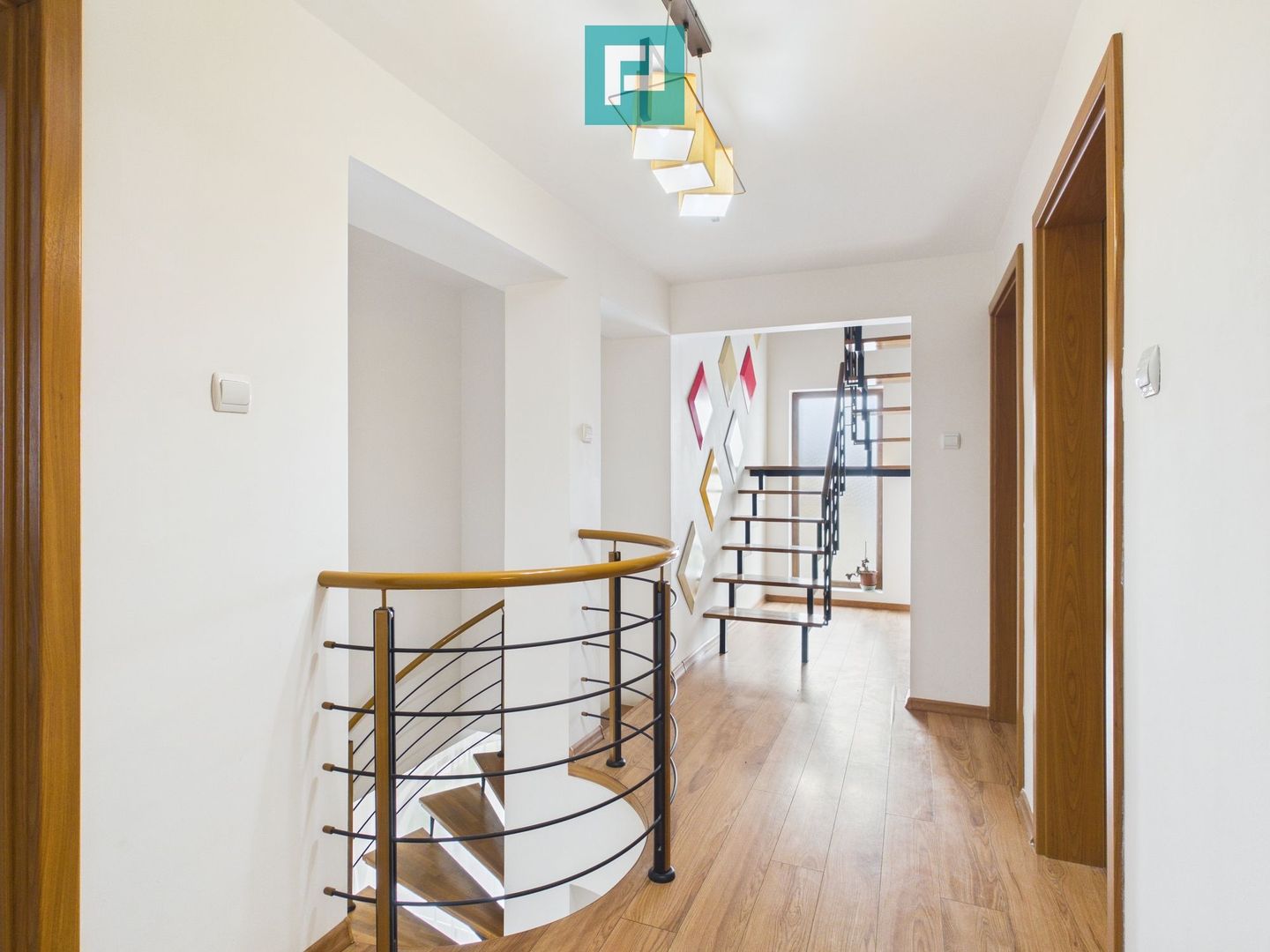 Vila moderna 5 camere Mosnita Noua - Poză 28