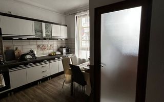 2 apartamente spațioase de vânzare în centrul Clujului - Poză 12