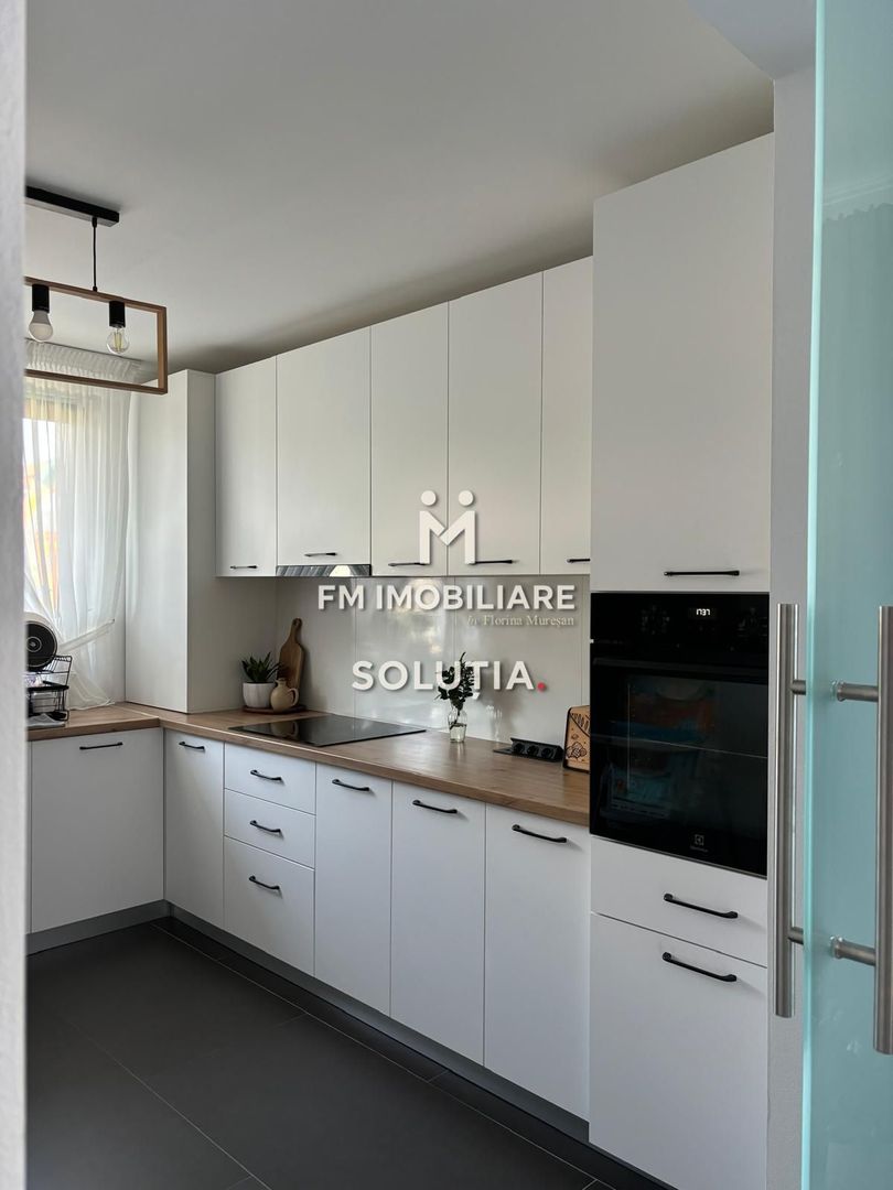 Casă de vânzare modernă - Satu Nou de Jos - Poză 13