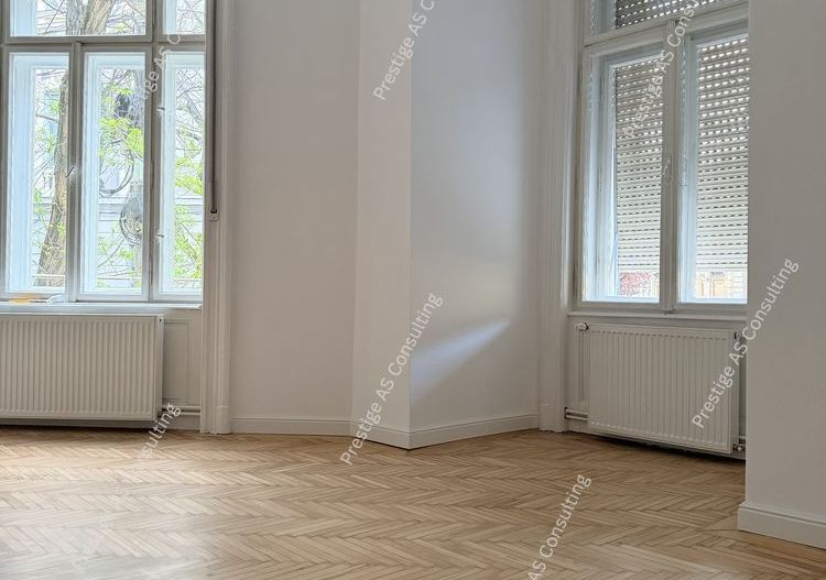 Spatiu Birou | 3 Camere | Zona Centrala | Cladire Istorica - Poză 2