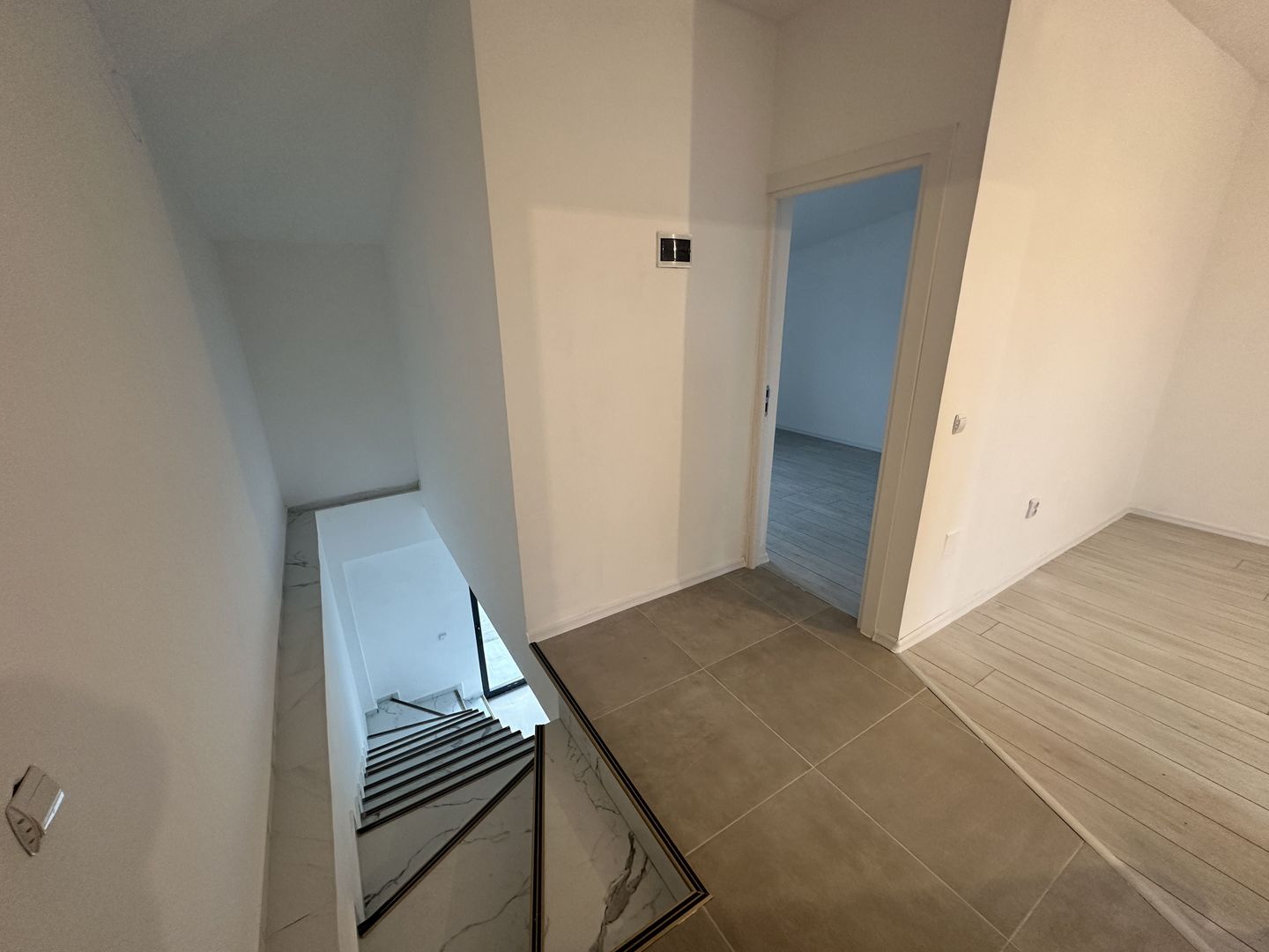 CASA INSIRUITA 5 CAMERE - BRAGADIRU, TOATE UTILITATILE, COMISION 0% - Poză 4