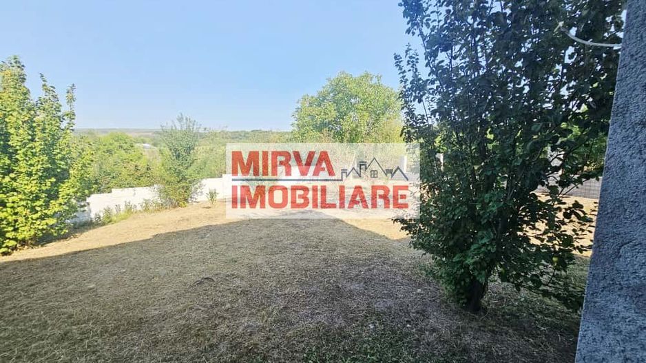 🏡 Vilă luminoasă, 4 camere, cu teren generos – Com. Plopu - Poză 11