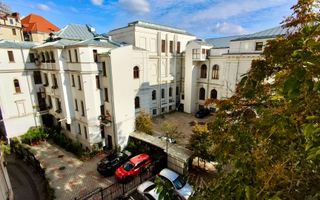 Piata Unirii Fantani Vila  500 mp utili curte 204 mp - Poză 3