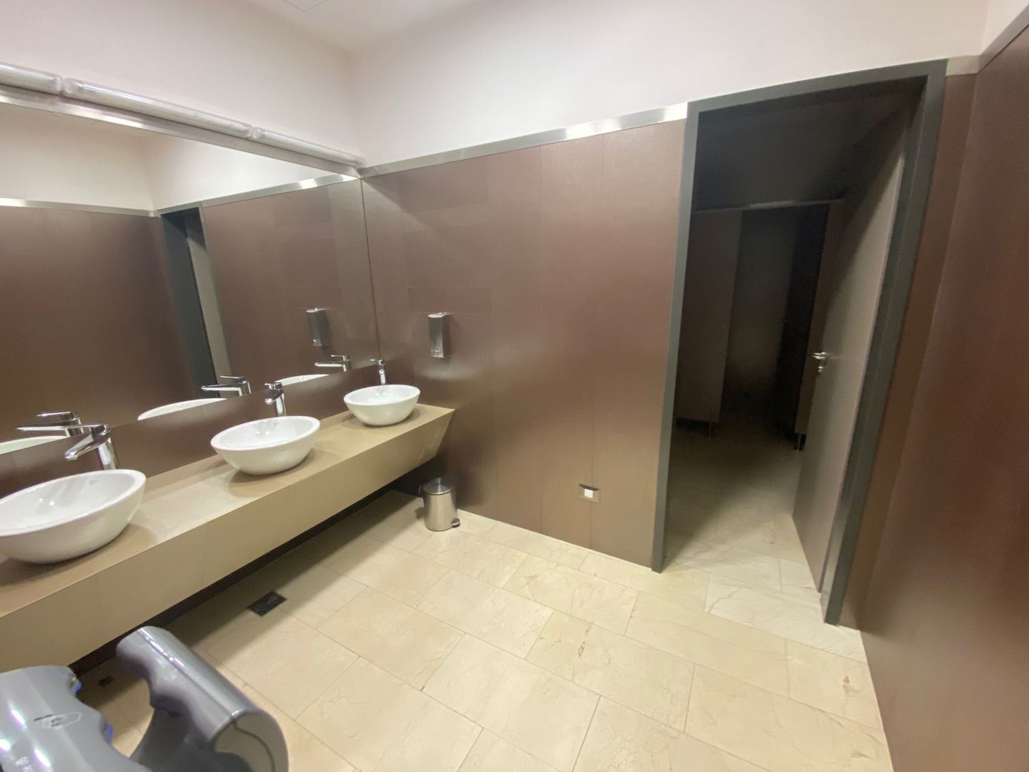 Spațiu de birouri de 375 mp - Poză 10