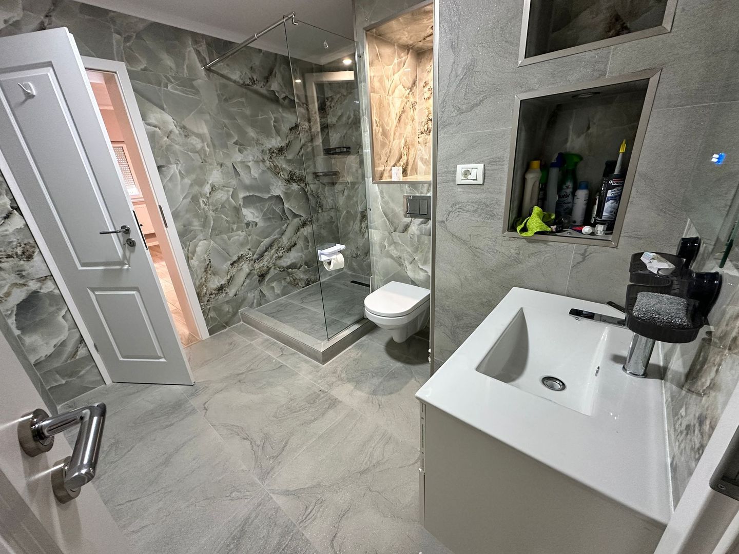 Spatiu 3 Camere 97Mp Pretabil Firma Universitate Cartierul Armenesc - Poză 6