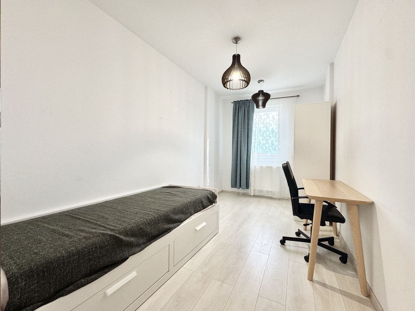 Apartament 3 camere Braytim + parcare proprie - Poză 12