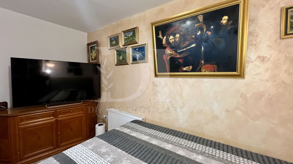 Apartament trei camere / Parcare / Zona Florilor - Poză 3