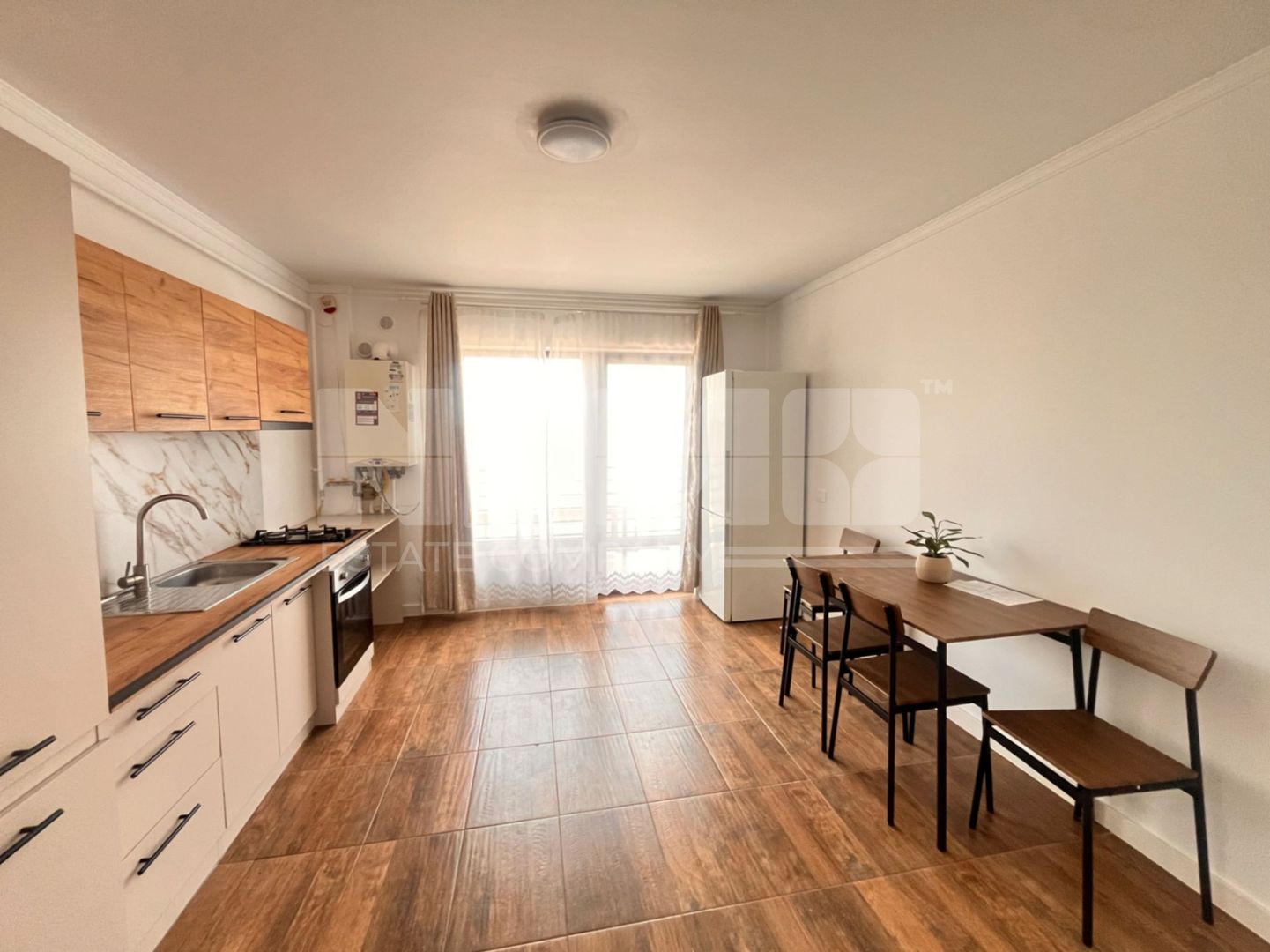 Apartament cu 2 Camere de Vanzare Et.2 I Suceava/Sf.Ilie I 80.000 - Poză 6