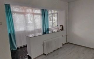 Apartament 2 camere, etaj 1, bloc fără risc seismic, zona Podu Roș, Iași - Poză 1