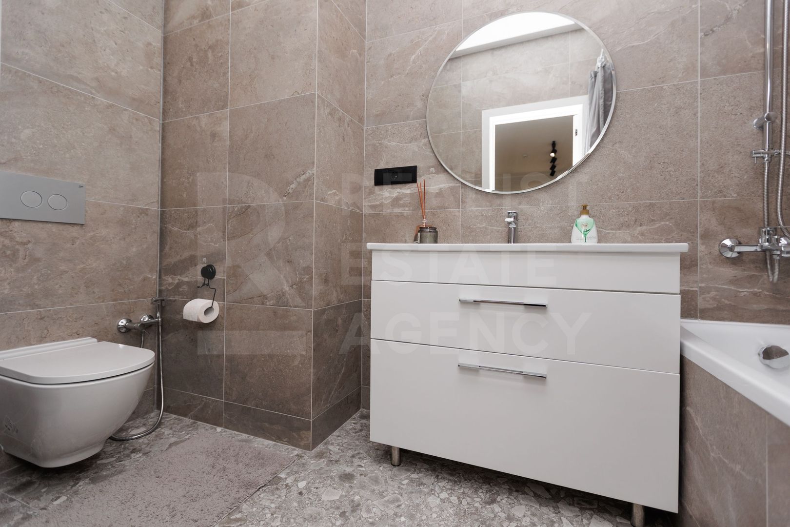 Chirie, apartament, 2 camere, strada Albişoara, Centru - Poză 12