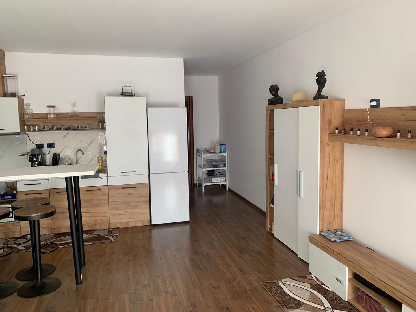 SPATIU DE INCHIRIAT IN MARGINEA - Poză 6