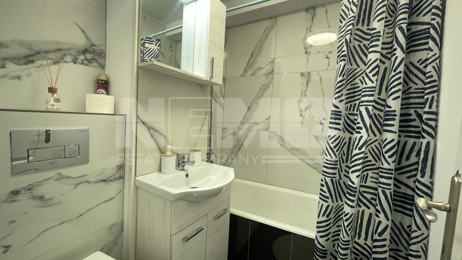 Garsonieră de Închiriat | Renovată Complet | Etaj 3 | Radauti - Poză 8