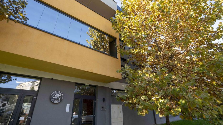 Apartament de vanzare 2 camere Bloc nou zona Decebal Oradea - Poză 1