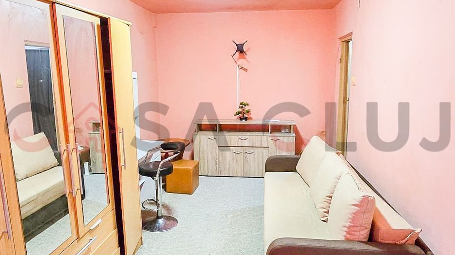 Investitie/ 1 camera la etaj intermediar + parcare - Poză 2