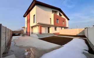 Vile *8 camere* // Ciorogarla - COMISION 0% - Poză 1