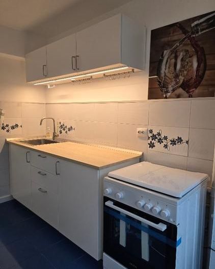 Apt 2 camere Stefan Cel Mare - Cu Un Balcon Marisor - Poză 3