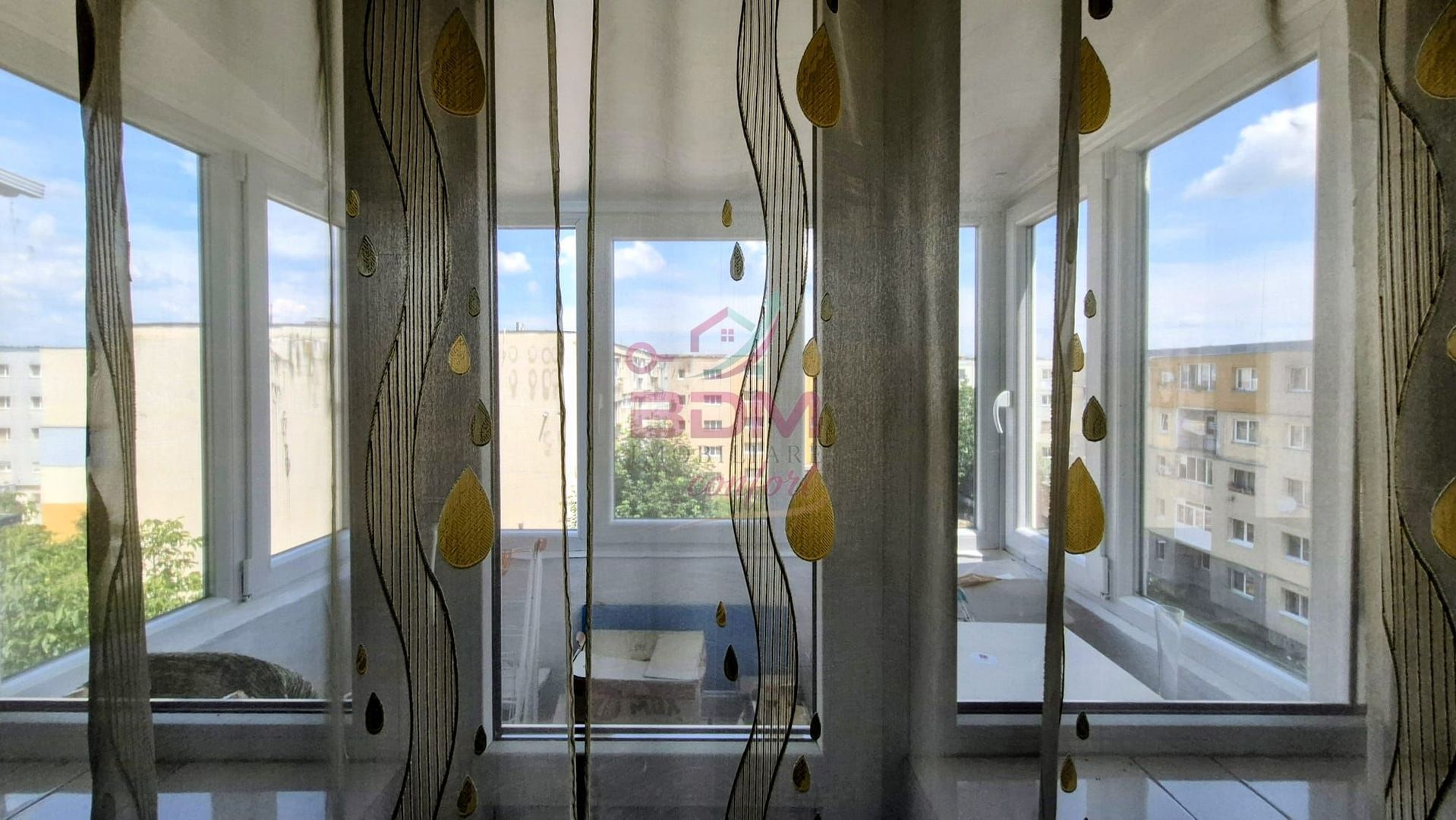 Apartament 3 camere | decomandat | zona Micro 3 - Poză 10