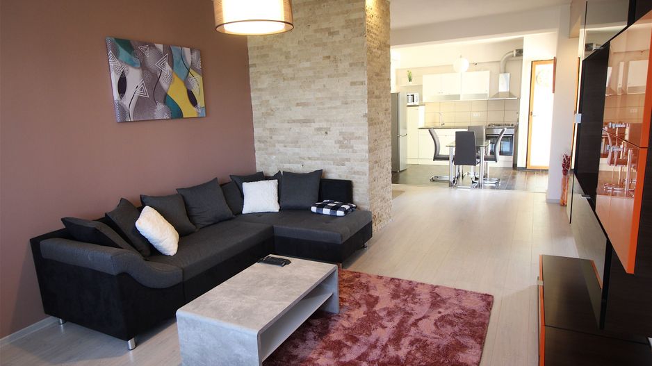 Apartament cu 2 camere de vânzare în zona Aradului - Poză 1