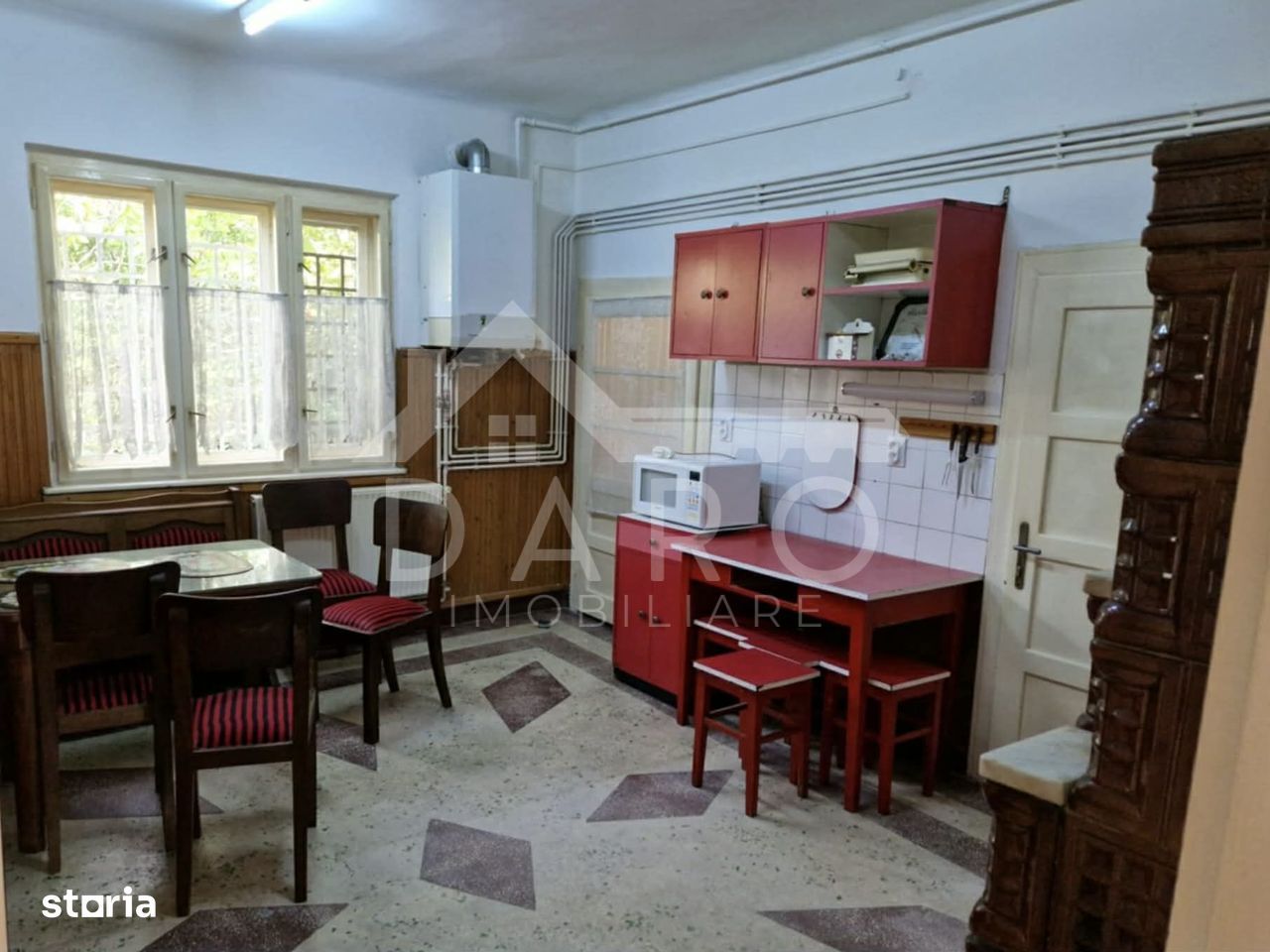 Casă ultracentrală, singur în curte Târgu Mureș – 2 Apartamente - Poză 5