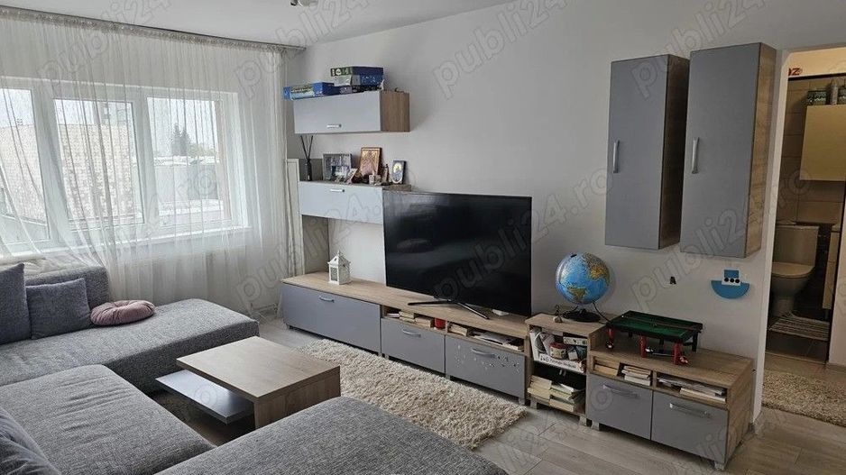 Apartament 3 camere zona Garii - Poză 1