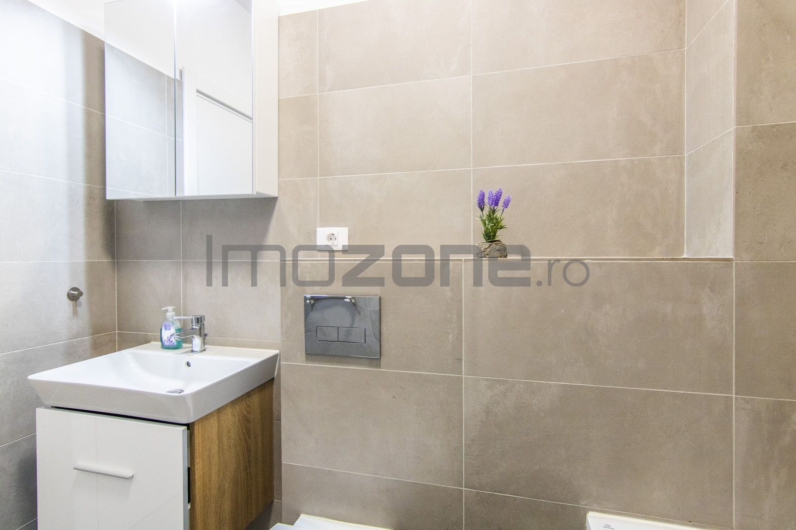 Garsoniera De Inchiriat | langa Metrou | Iuliu Maniu | Mobilata si Utilata - Poză 28