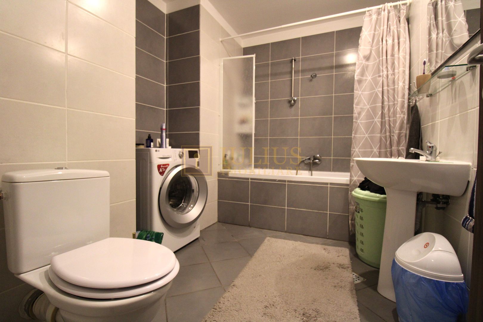 Zona Soarelui, complex Uranus, loc de parcare inclus. - Poză 13