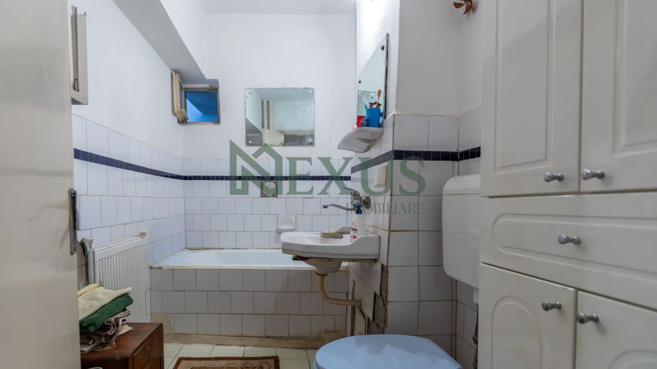 Apartament 3 camere de vânzare, Ultracentral, Bacău - Poză 14