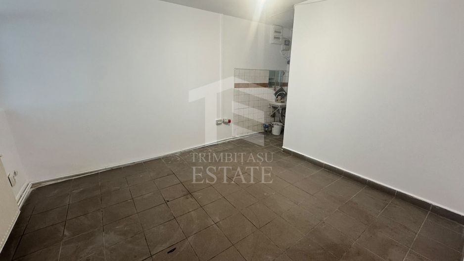 Spatiu Comercial Stradal Calea Vacaresti | VAD Vitrina 8 m - Poză 5