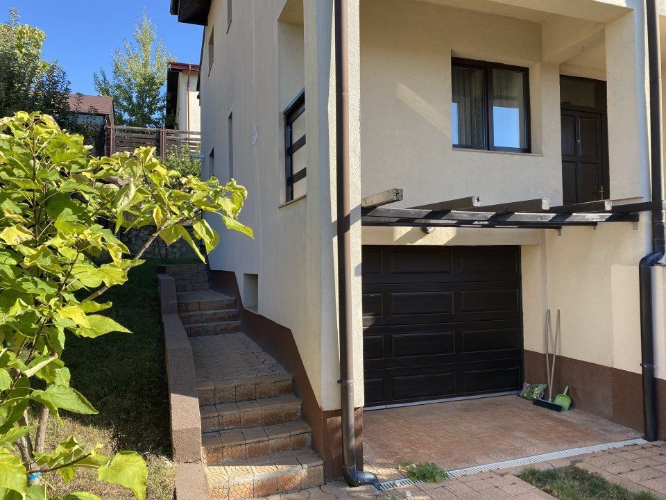 CASA/VILA DE VANZARE BUCIUM,CARTIER IC BRATIANU,235 MP UTILI,521MP TEREN - Poză 3