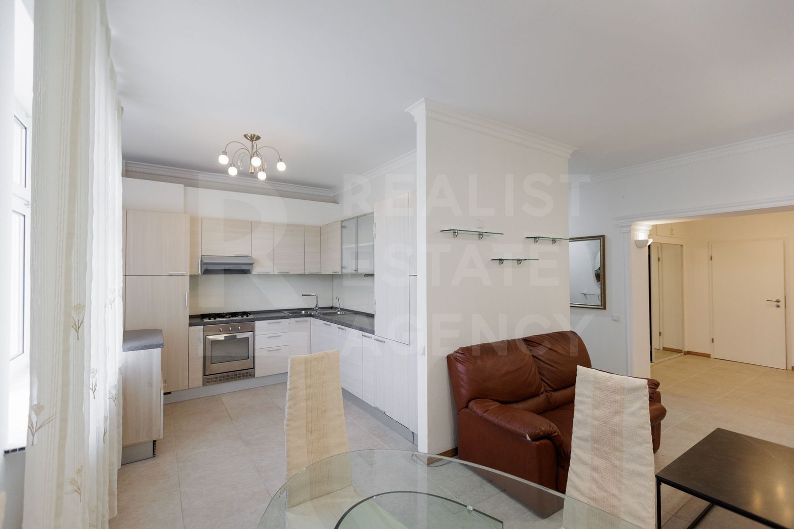 Chirie, apartament, 4 camere, str. Mihai Eminescu, Centru - Poză 12