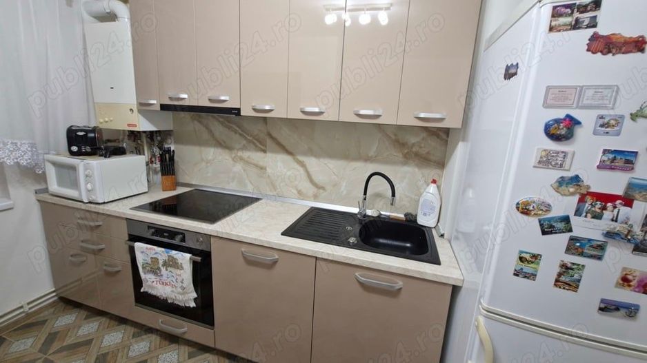 Vând apartament - Poză 3