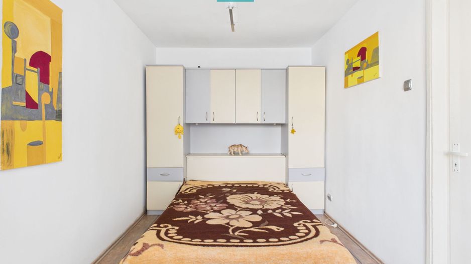 Apartament 3 camere etajul 1 zona Fortuna - Poză 3