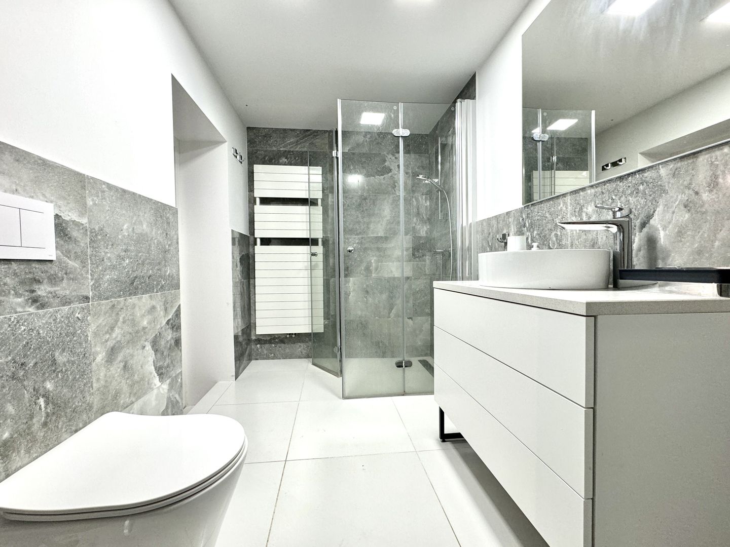 Apartament 2 camere CENTRAL - in clădire cu 4 apartamente - Poză 19