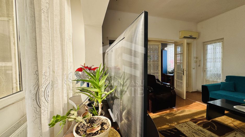 Apartament 3 camere in Vila+Demisol locuibil 18,40 mp - Parcul Carol - Poză 5