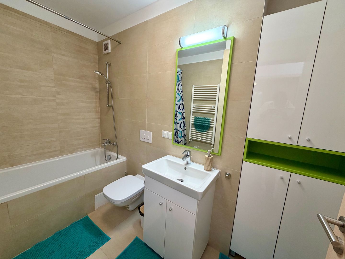 Apartament 2 camere Kasper cu vedere la pietonala - Poză 8