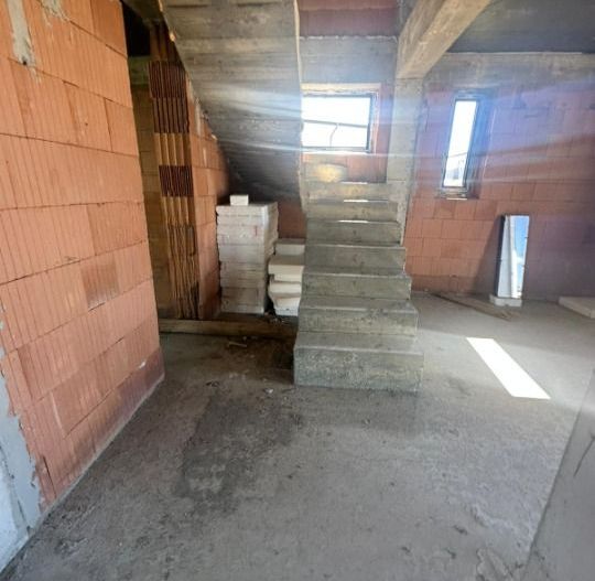 Casă individuală P+1+M Otopeni - Poză 4